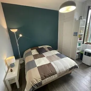 Trés beau studio centre ville, au calme Appartement